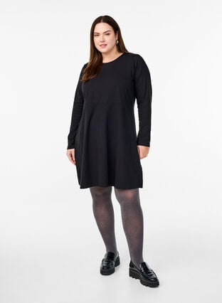 Zizzi Langermet kjole med rund hals og sebramønster, Black, Model image number 2