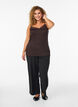 Ribbet jerseytopp med blondedetaljer, Brun, Model image number 1