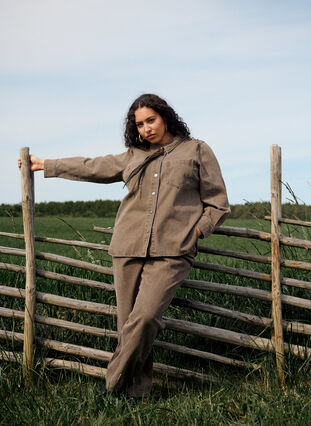 Zizzi Jeans med straight fit i farget denim, Brown Denim, Image image number 0