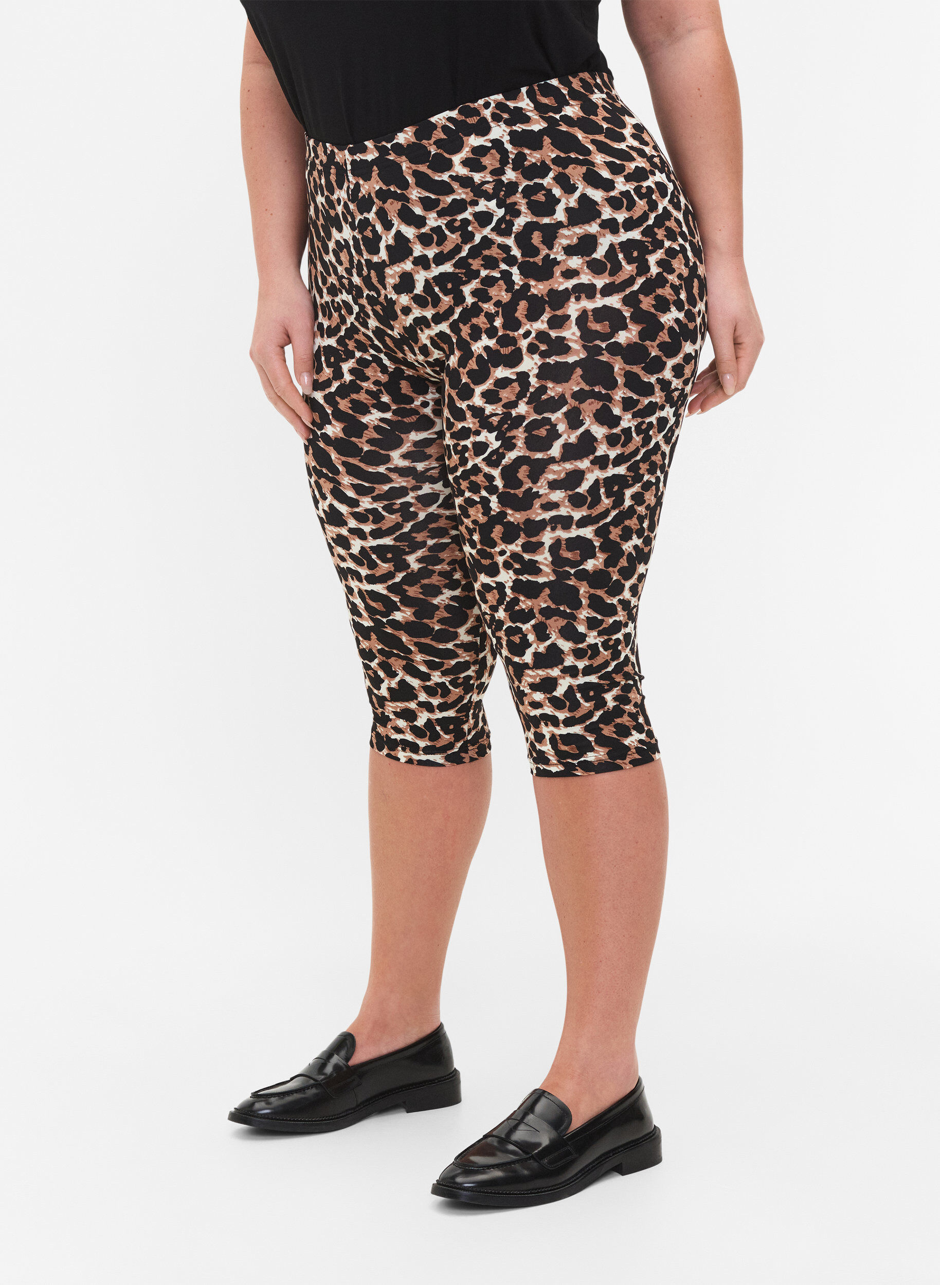 Zizzi 3/4-legging 2 stk., Black / LEO AOP, Model image number 2
