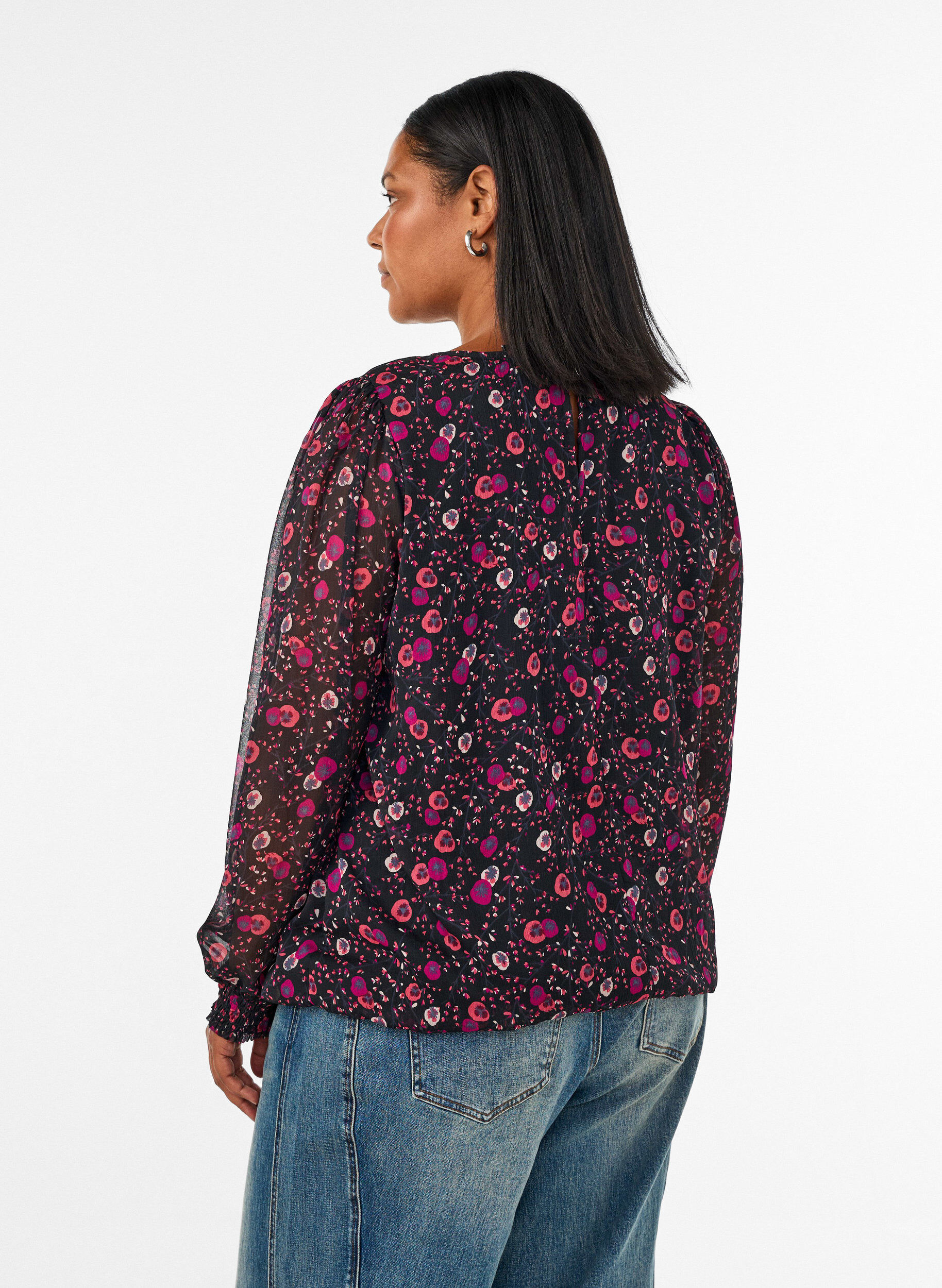 ZizziBlomstret chiffongbluse med gjennomsiktige ermer, Svart, Model image number 2