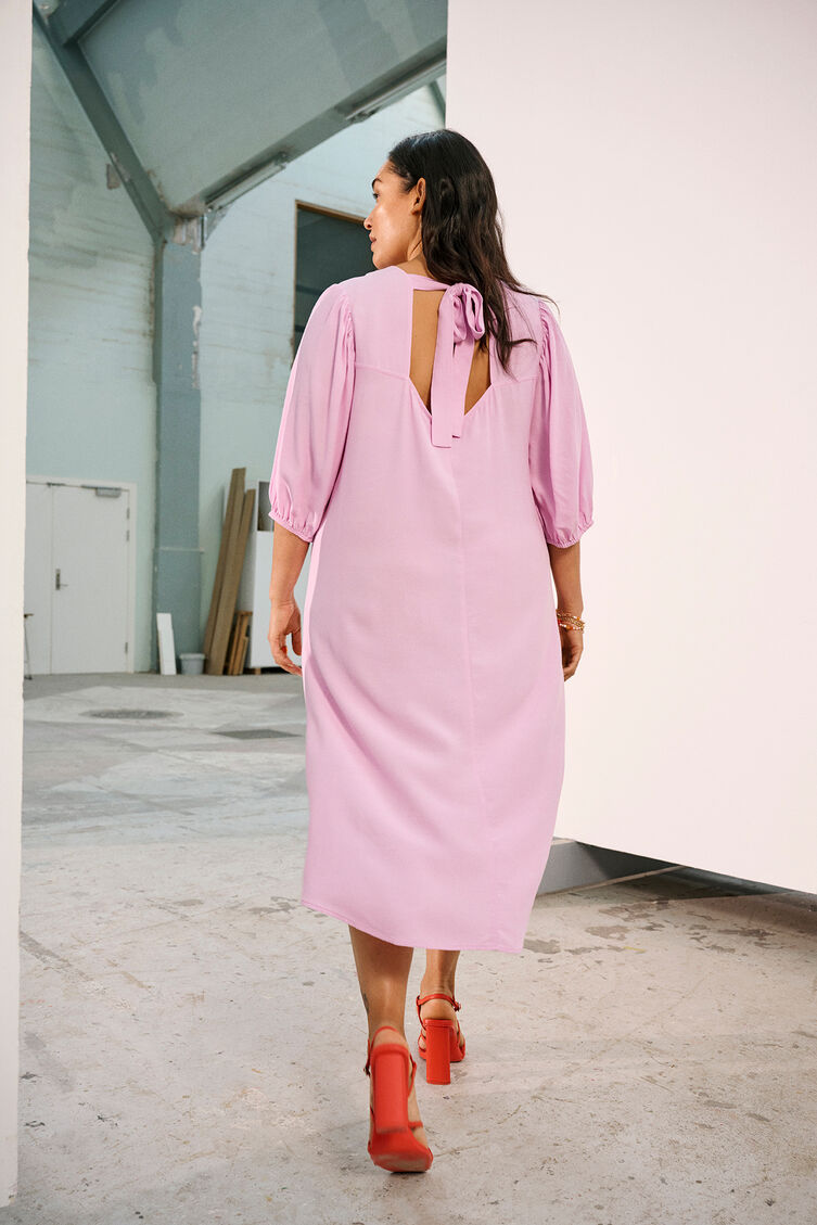 Gjennomført feminint, , Model