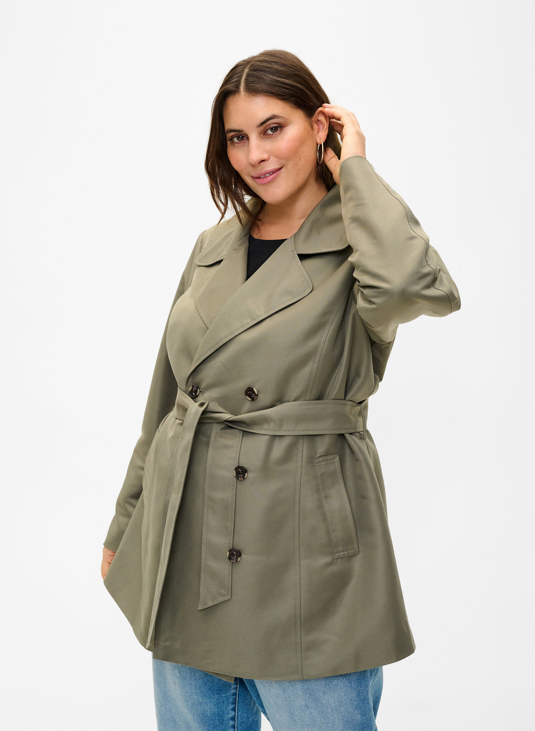 Kort trenchcoat med belte, Gr&oslash;nn, Model