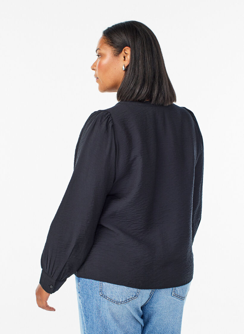 Bluse med V-hals og broderte bånd, Svart, Model image number 2