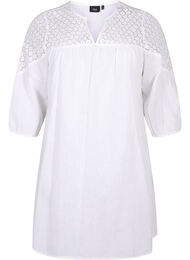 Kjole i bomullsblanding med lin og heklede detaljer, Bright White