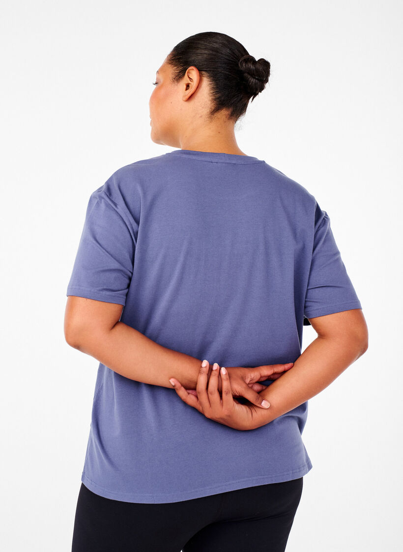 Sporty T-skjorte i &oslash;kologisk bomull, , Model image number 2