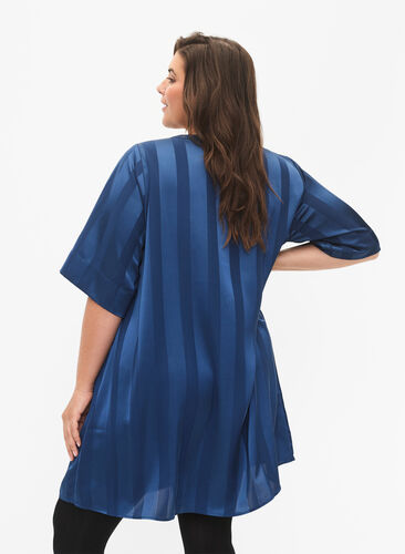 Zizzi A-lineskåret kjole med striper og halvlange ermer, Titan, Model image number 1