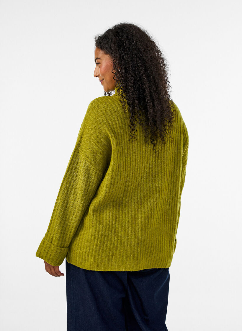 Strikket topp med h&oslash;y hals, Gr&oslash;nn, Model image number 2