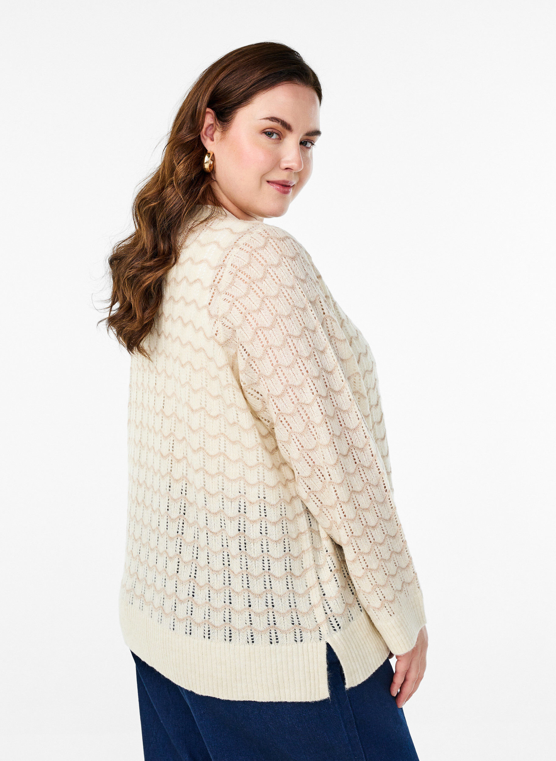 Zizzi Strikket cardigan med et &aring;pent m&oslash;nster og b&oslash;lgete linjer, Birch w. Simply T., Model image number 1