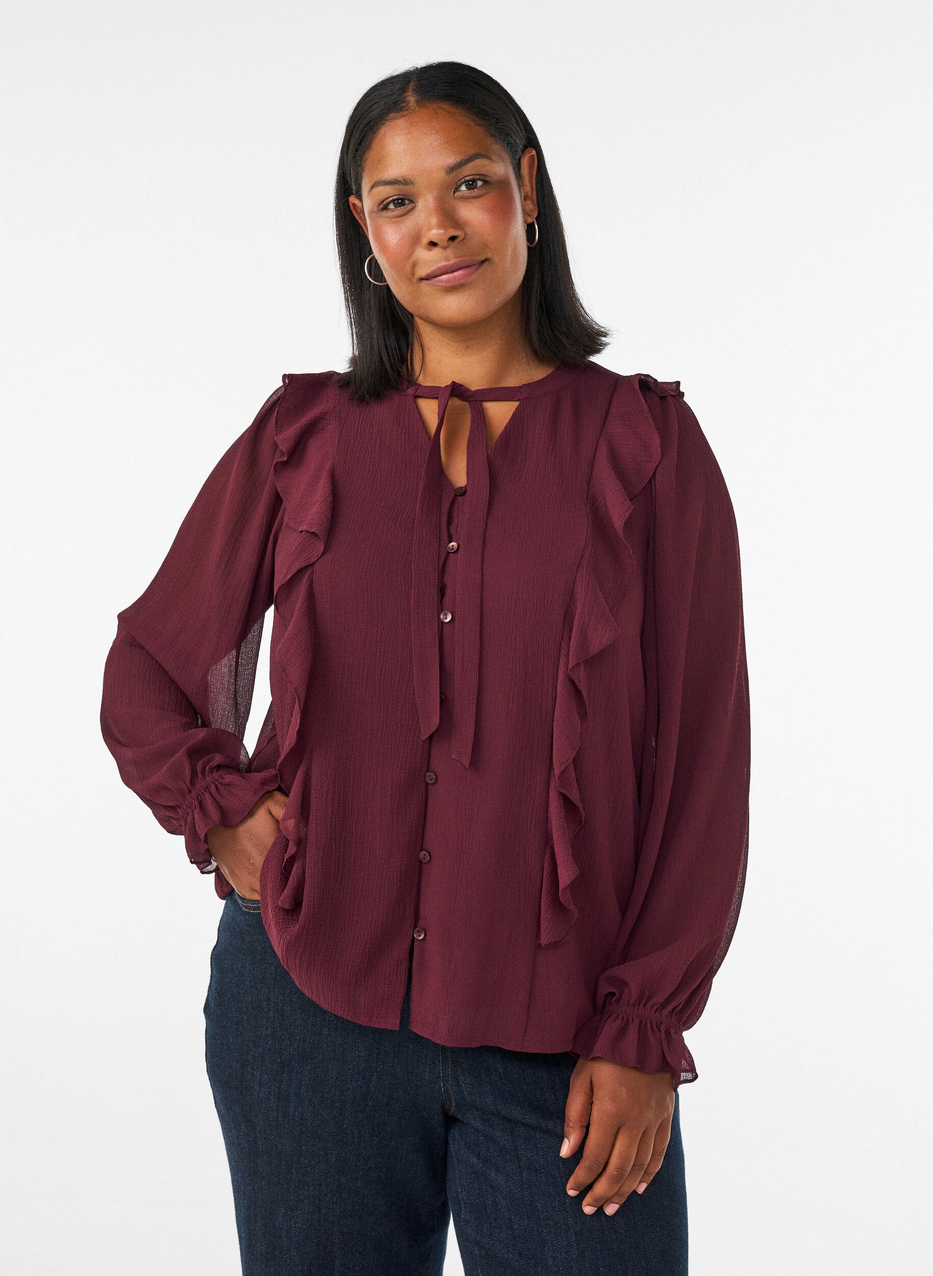 ZizziGjennomsiktig bluse med volanger og knyte-lukking, R&oslash;d, Model image number 0