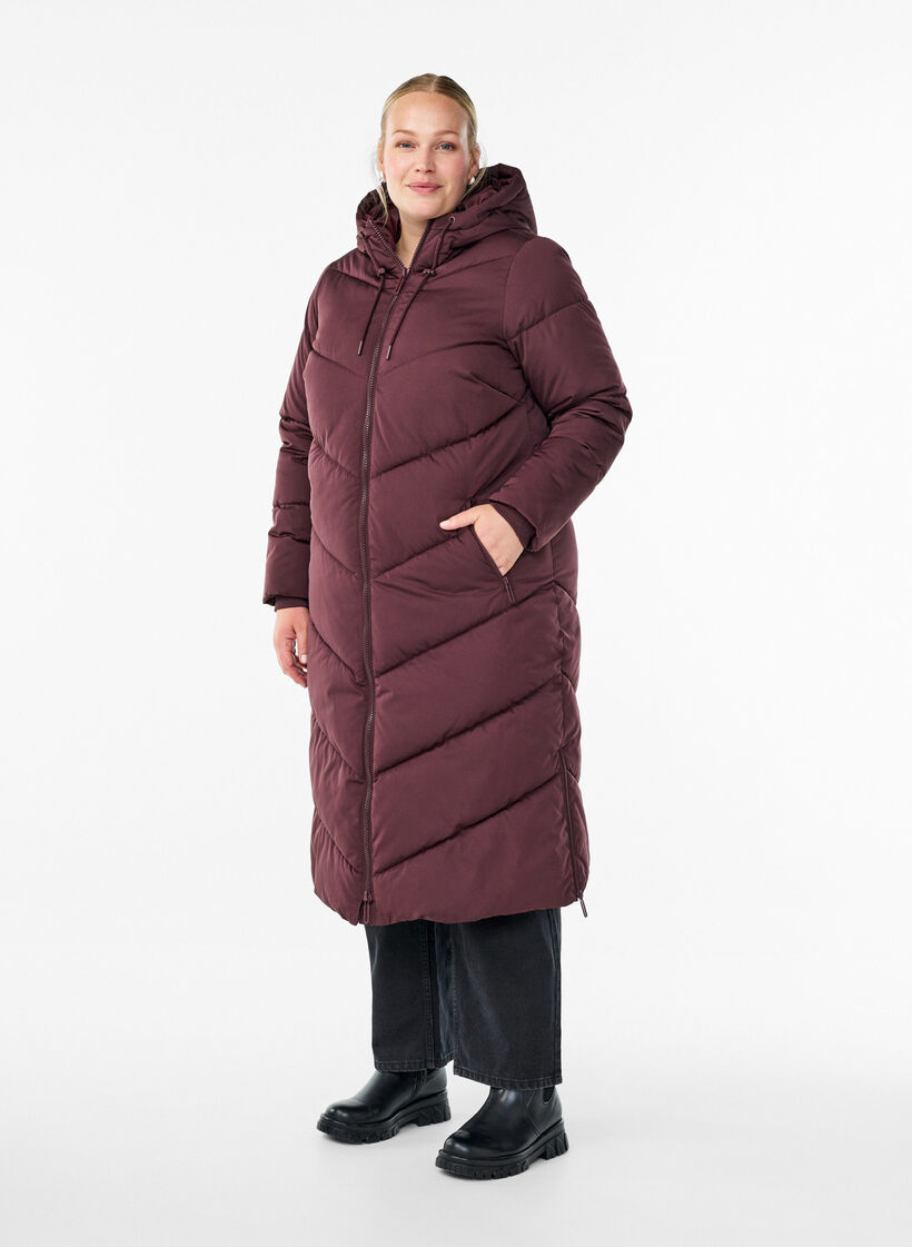 Lang pufferjakke med hette og lommer, M&oslash;rk Bordeaux, Model image number 0