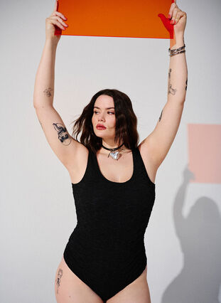 Zizzi Ermeløs bodystocking med strukturert tekstur, Black, Image image number 0