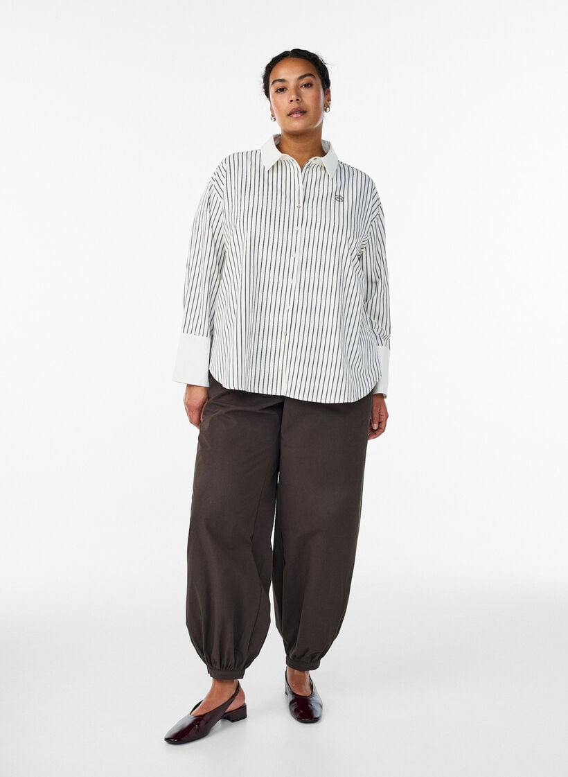 Bomullsbukser med h&oslash;y midje og ballongfasong, Brun, Model image number 0