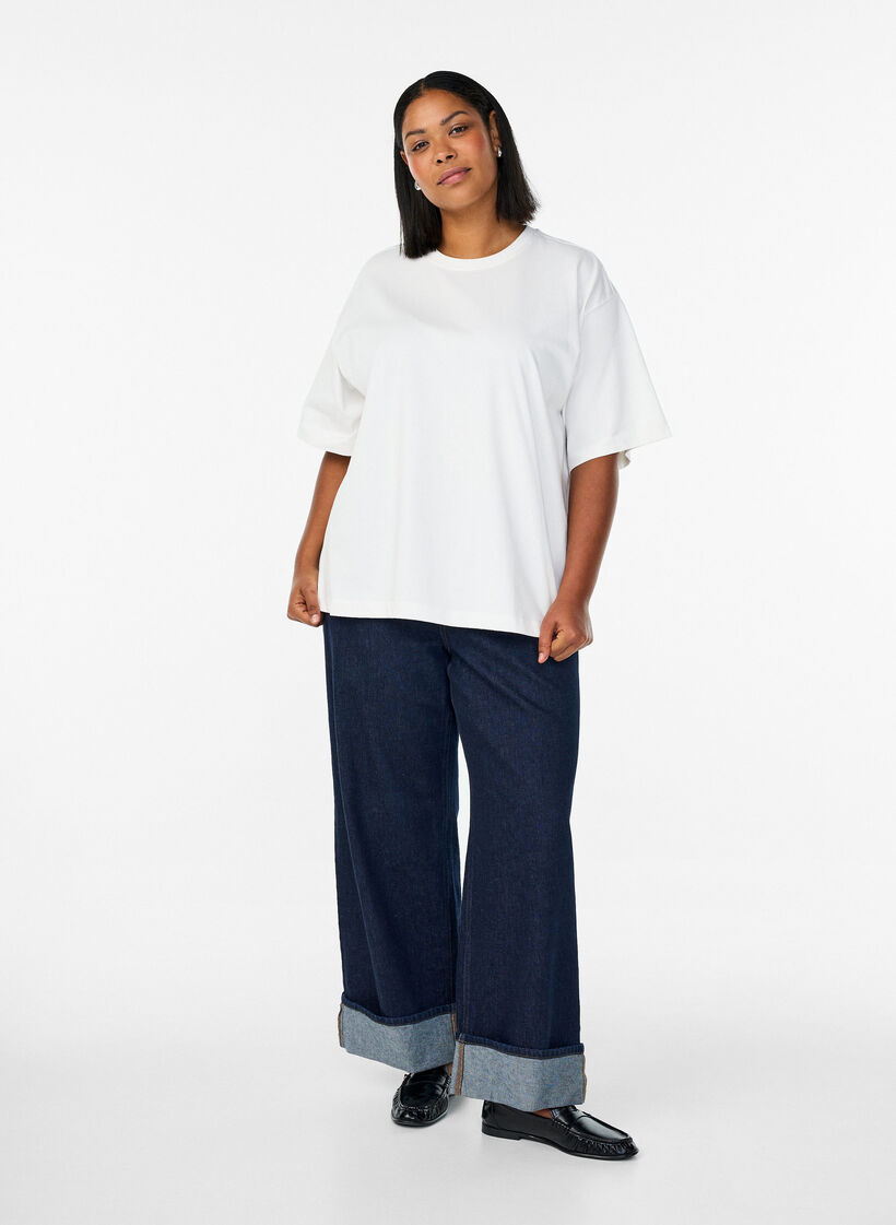 Oversized T-skjorte med halve ermer, Hvit, Model image number 1