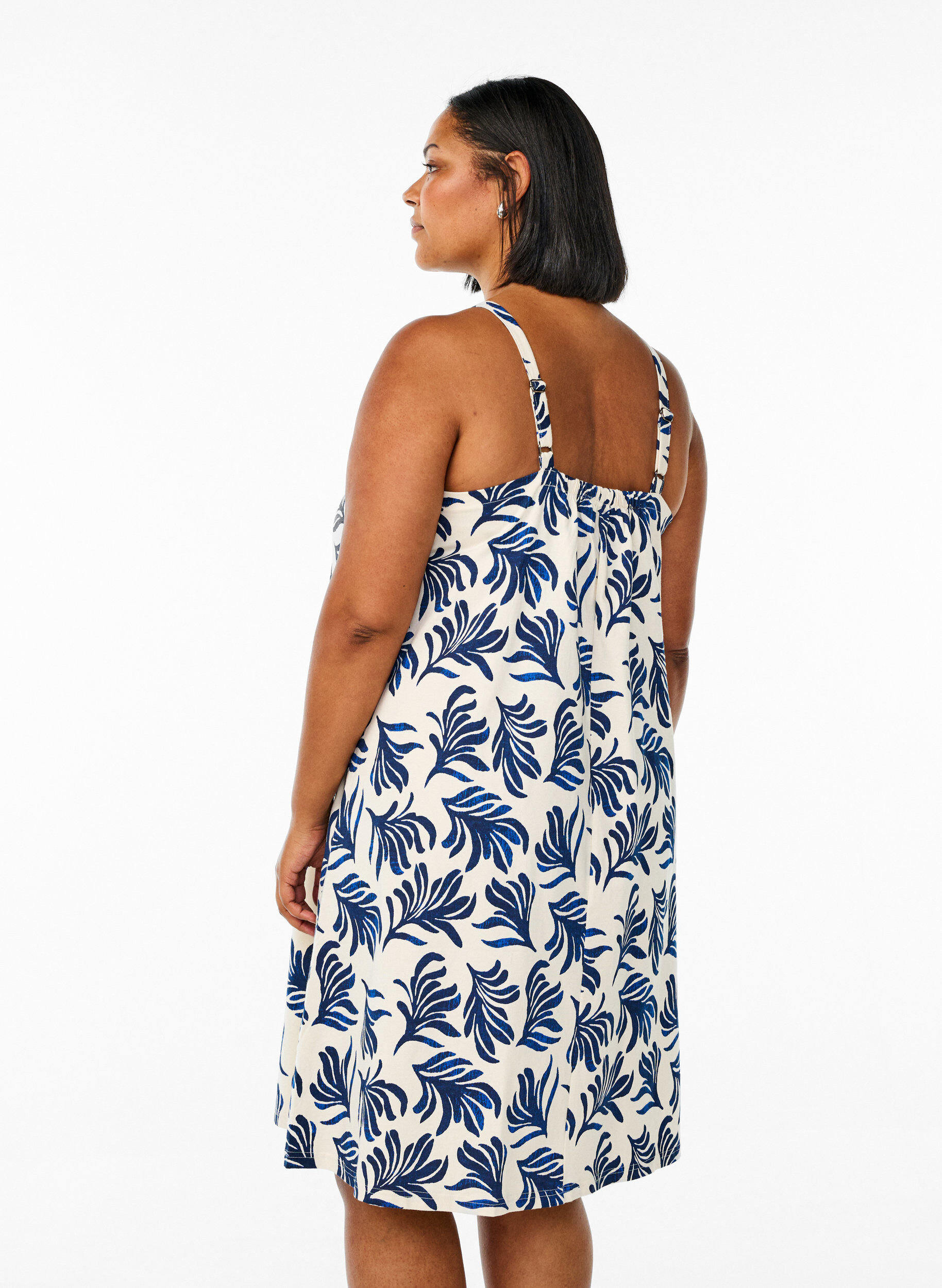 ZizziMidi strap dress in organic cotton, Hvit, Model image number 2