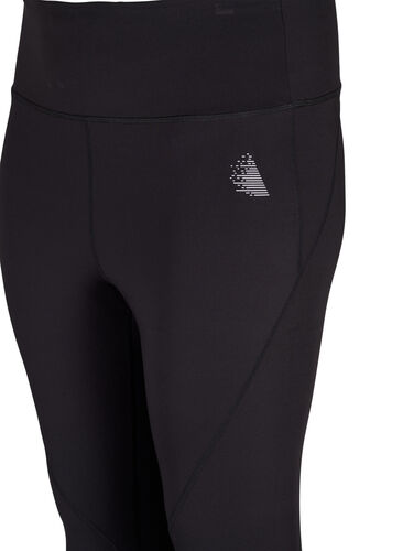 CORE, V-SHAPE DEFINE TIGHTS - Cropped treningstights med V-form bak, Black, Packshot image number 2
