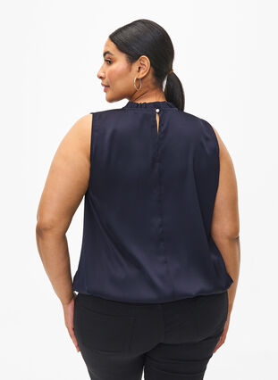 Zizzi Ermeløs festtopp i sateng, Night Sky, Model image number 1