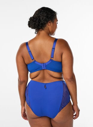Zizzi BH med polstrede skåler og brodert mesh, Blå, Model image number 2