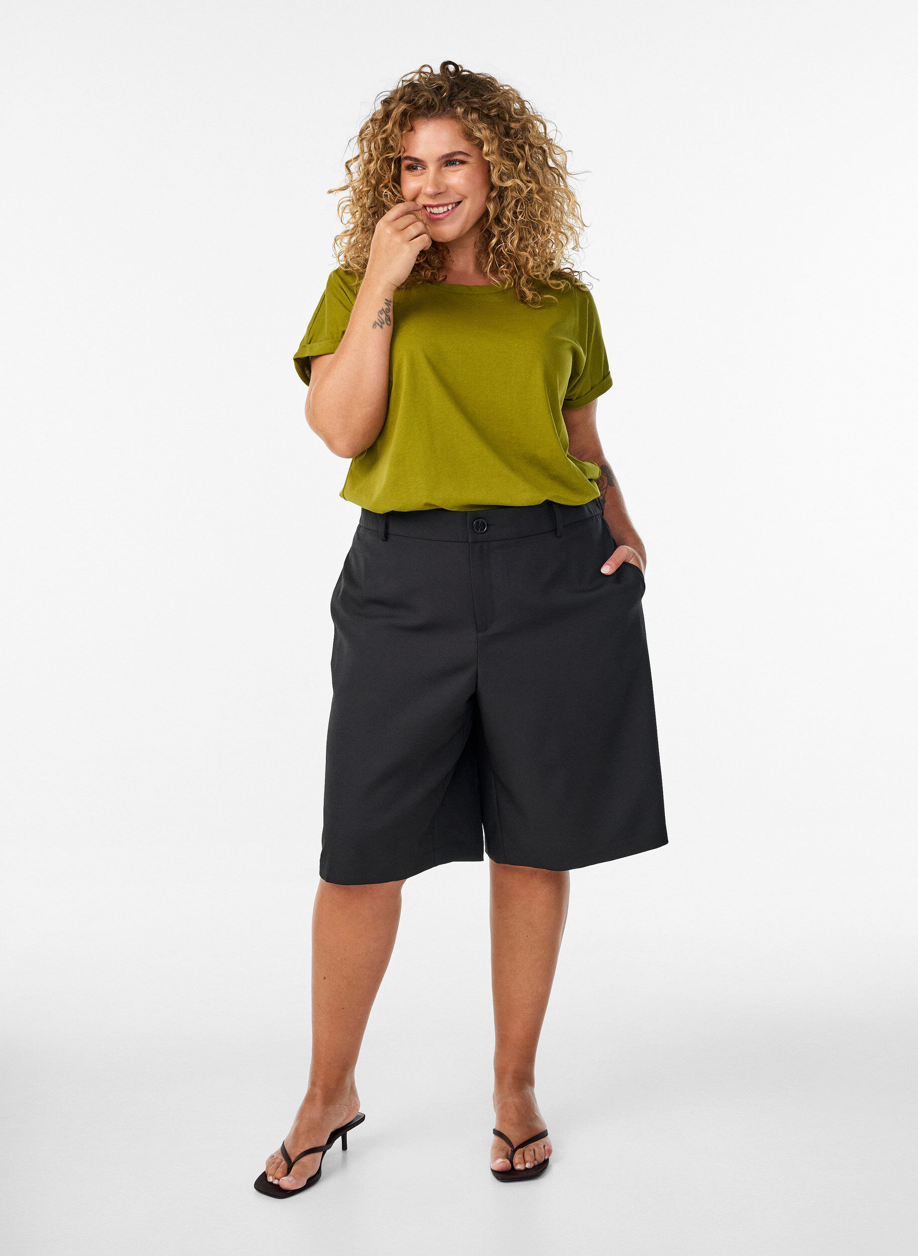 ZizziKortermet T-skjorte i bomullsblanding, Gr&oslash;nn, Model image number 1