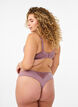 Mikrofiberstring med blonder, Rosa, Model image number 1