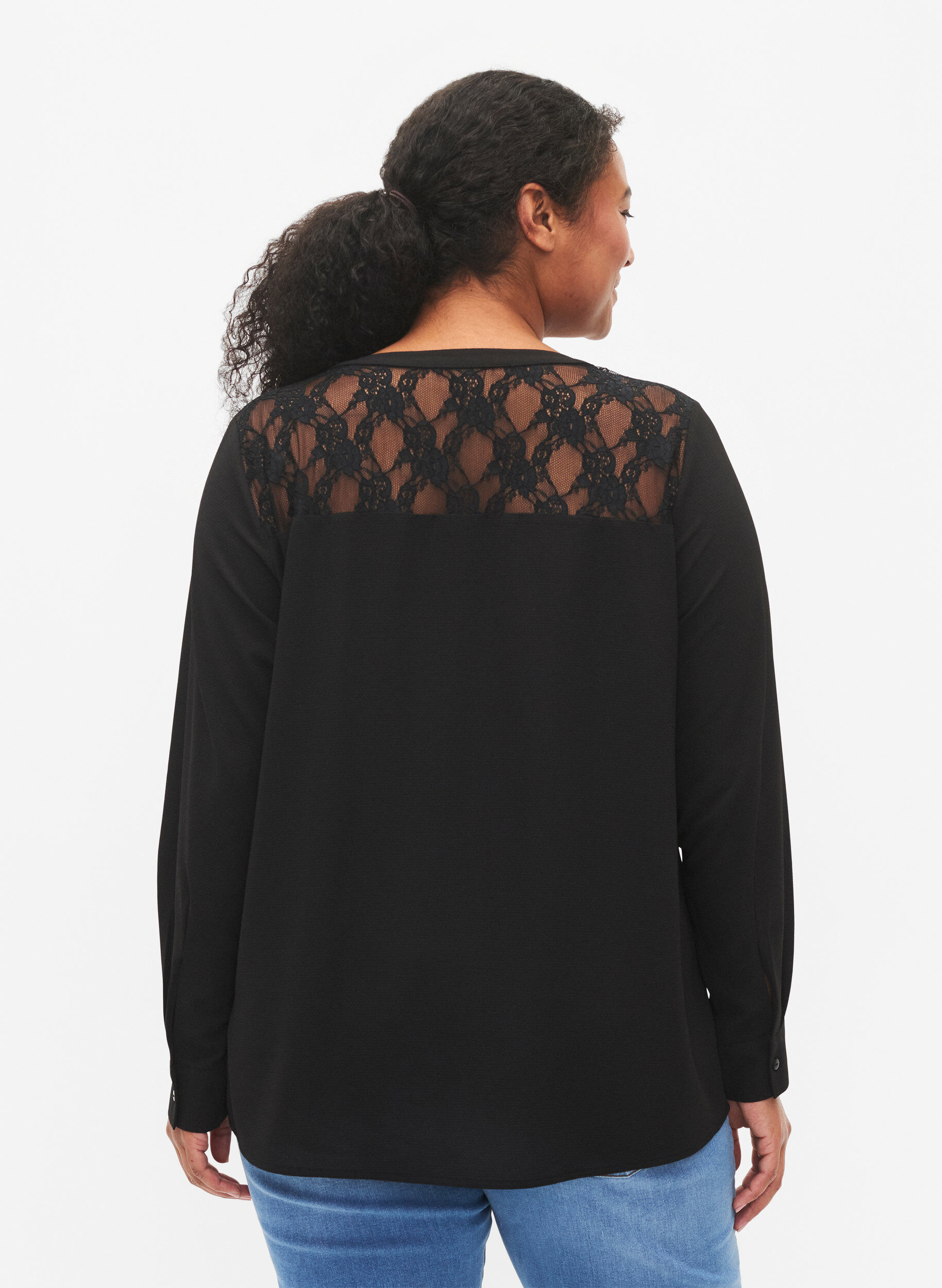 Zizzi Bluse med lange ermer og blondedetaljer , Black, Model image number 1
