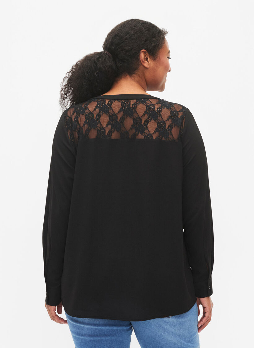 Bluse med lange ermer og blondedetaljer , Black, Model image number 1