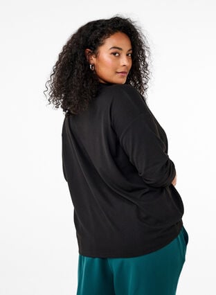 Zizzi Bluse med høy hals og lange ermer, Svart, Model image number 2