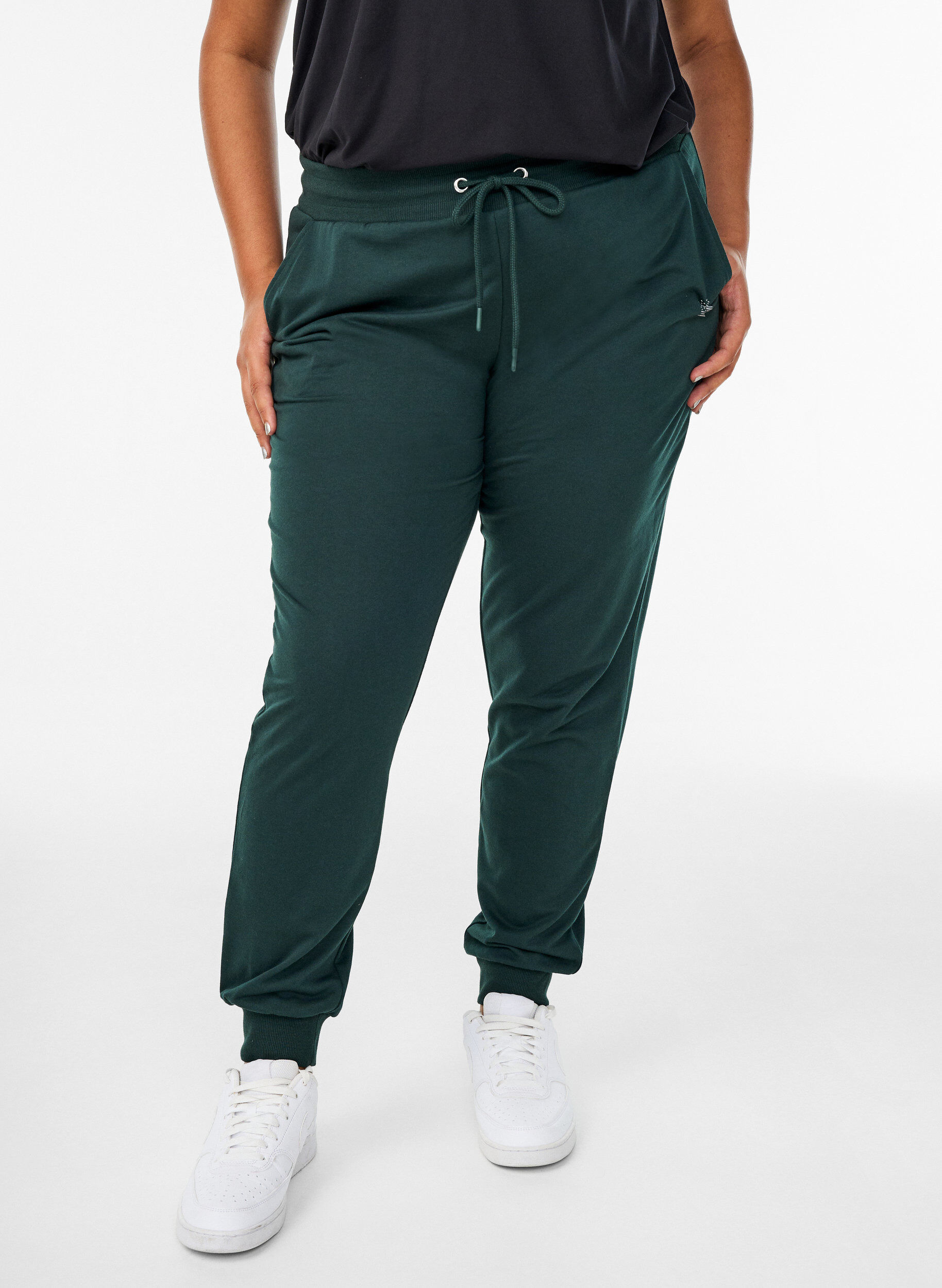 ZizziL&oslash;se joggebukser med lommer, Gr&oslash;nn, Model image number 2