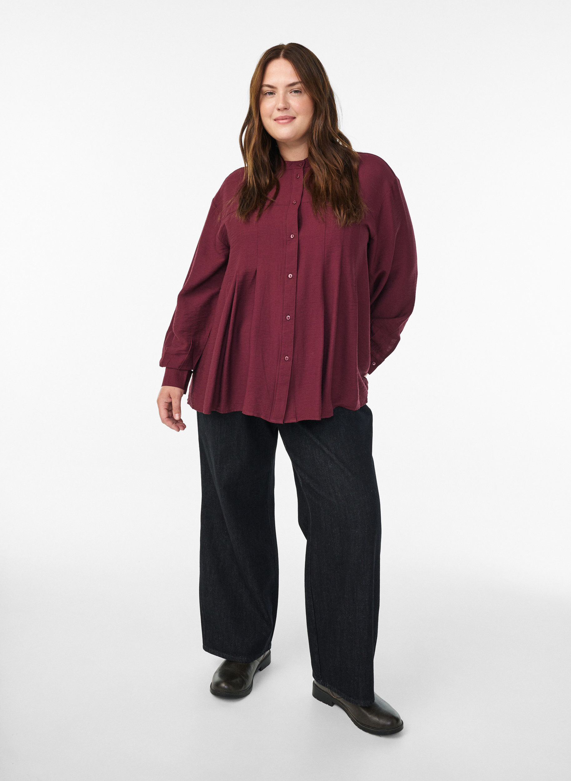 Zizzi Viskoseskjorte med A-linjeform, R&oslash;d, Model image number 1