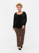 Bluse i velur med lange ermer, Black, Model image number 2
