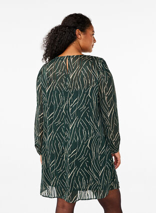 Zizzi Kort mønstrete kjole med rund hals, Scarab Safari AOP, Model image number 1
