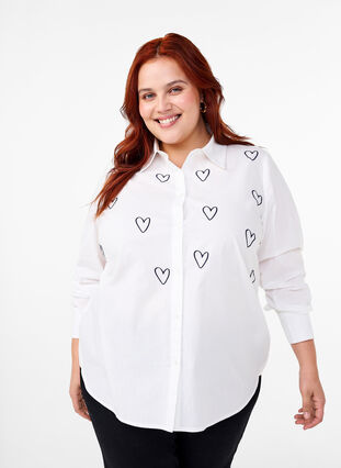 Zizzi Klassisk skjorte med broderte hjerter, Bright Wh.W. Blue H., Model image number 0