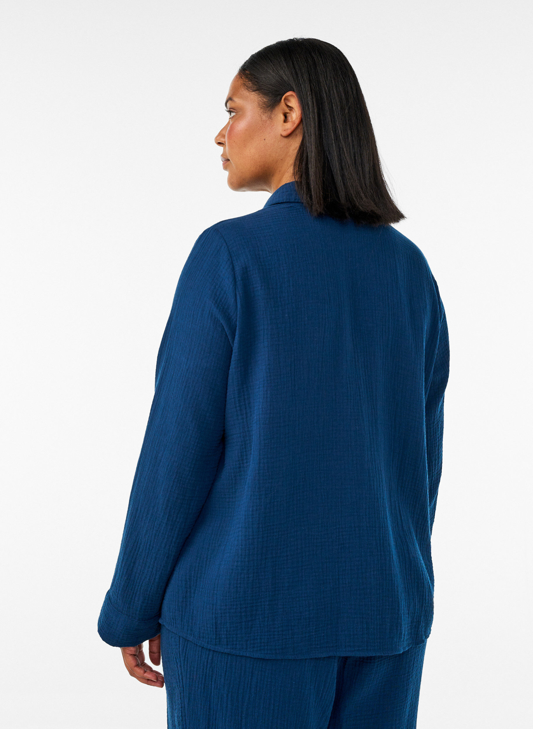 ZizziNattskjorte i bomullsmusselin med lange ermer, Bl&aring;, Model image number 2