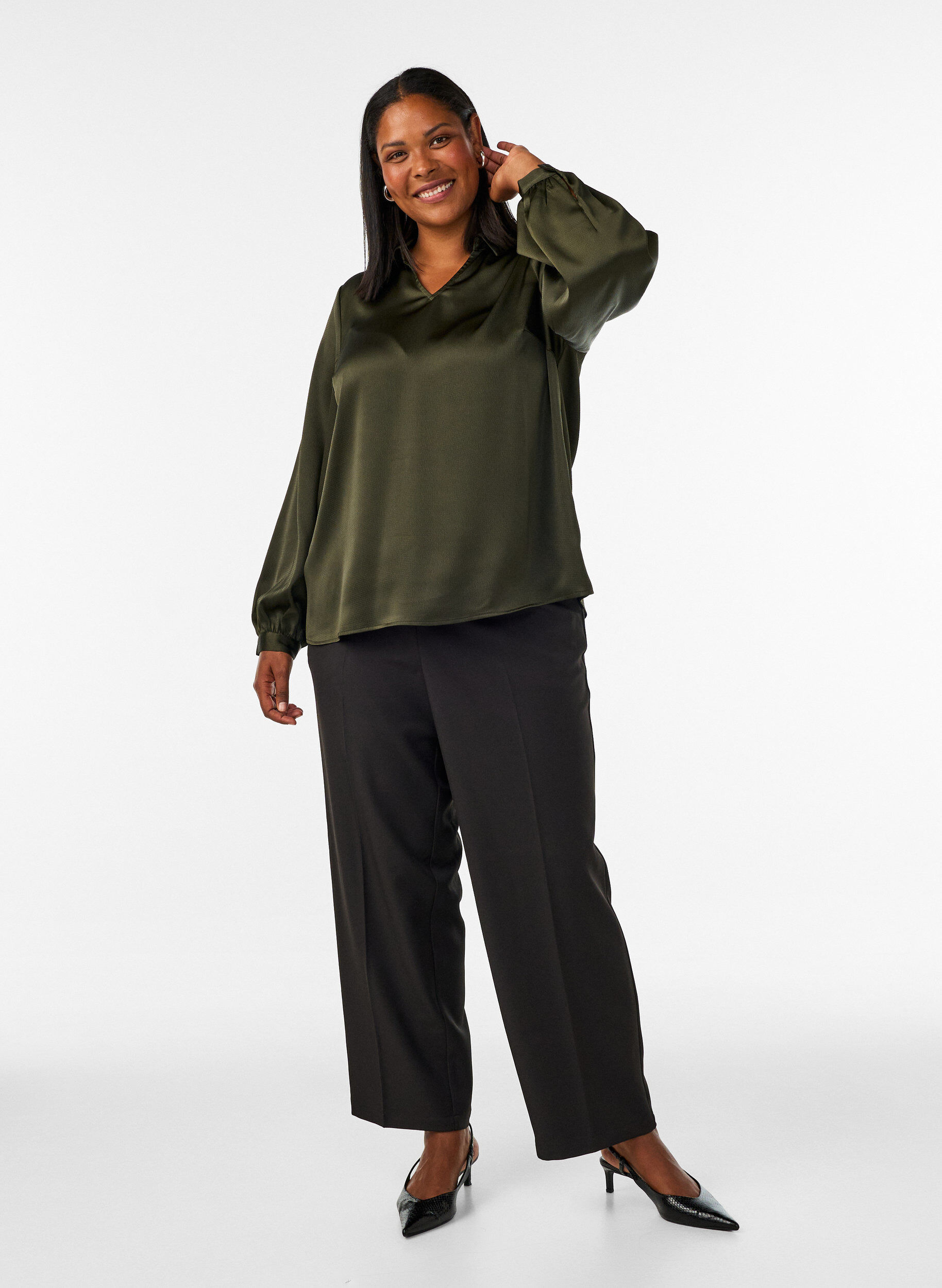 ZizziBluse med skjortekrage og V-hals, Gr&oslash;nn, Model image number 1