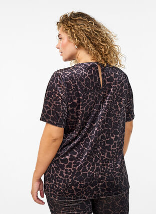 Zizzi Kortermet velour topp, Brun, Model image number 2