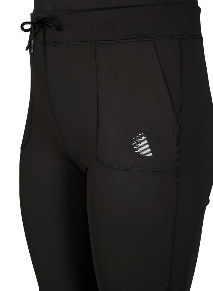 Tettsittende treningshorts med lommer, Svart, Packshot image number 2