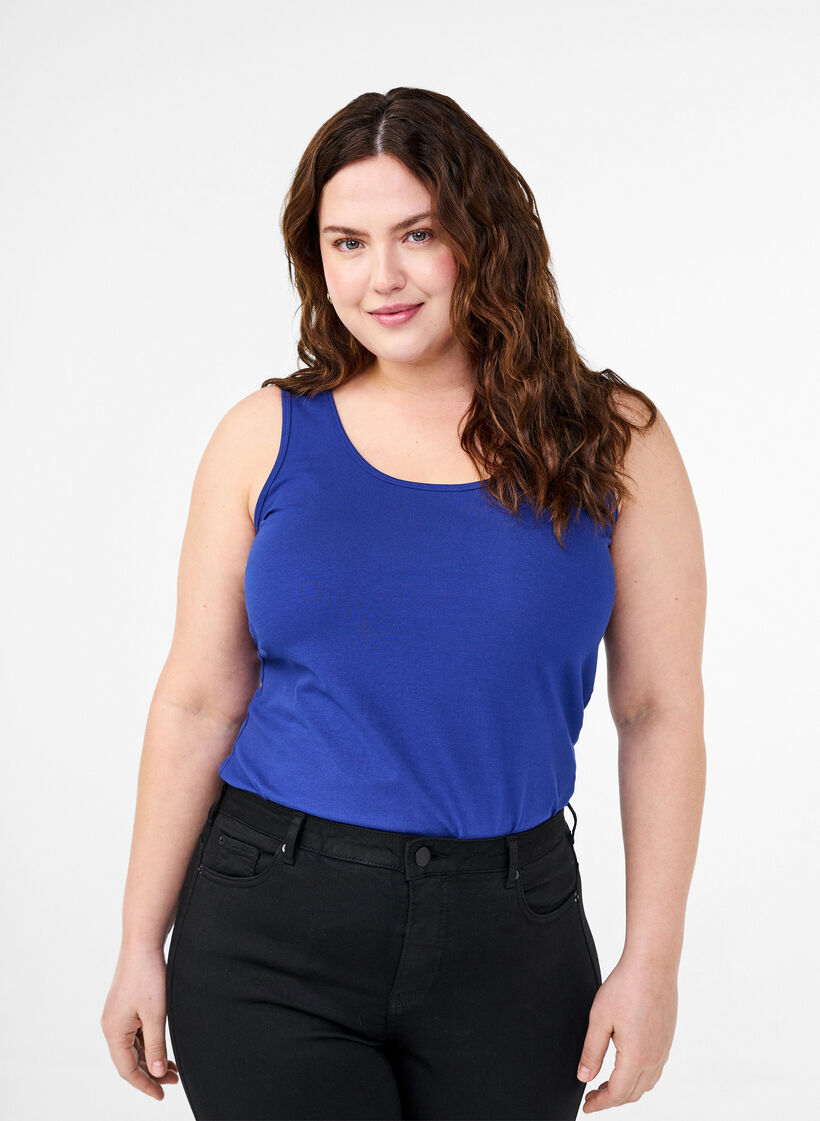 Ensfarget basic topp i bomull, Bl&aring;, Model image number 0