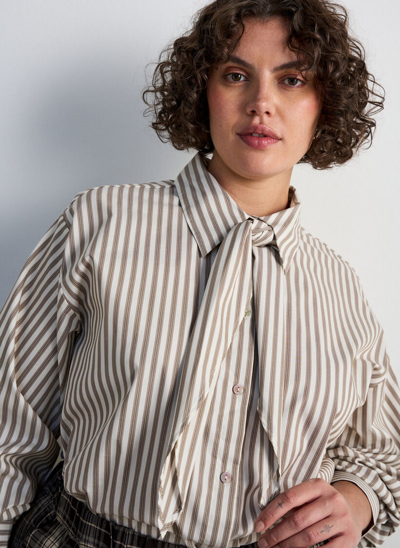 Stripete skjorte med avtakbart halsskjef, Beige, Model image number 3