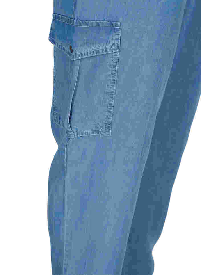 Cargobukser i denimlook med lommer, Light blue denim, Packshot image number 2