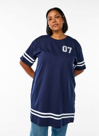 Kort T-skjortekjole med sporty detaljer, Blå Kort T-skjortekjole med sporty detaljer, Blå, Model