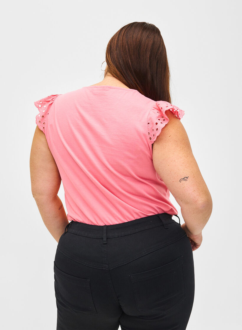T-skjorte i økologisk bomull med engelske blonder, Strawberry Pink , Model image number 1