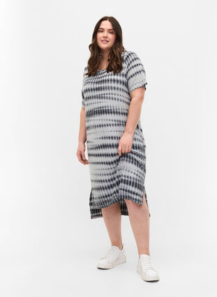 Zizzi Kortermet viskosekjole med tie-dye mønster, White, Black Tie Dye, Model image number 2