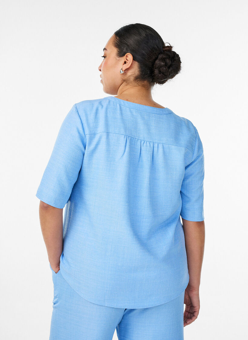 Skjortebluse med V-hals og korte ermer, Bl&aring;, Model image number 2
