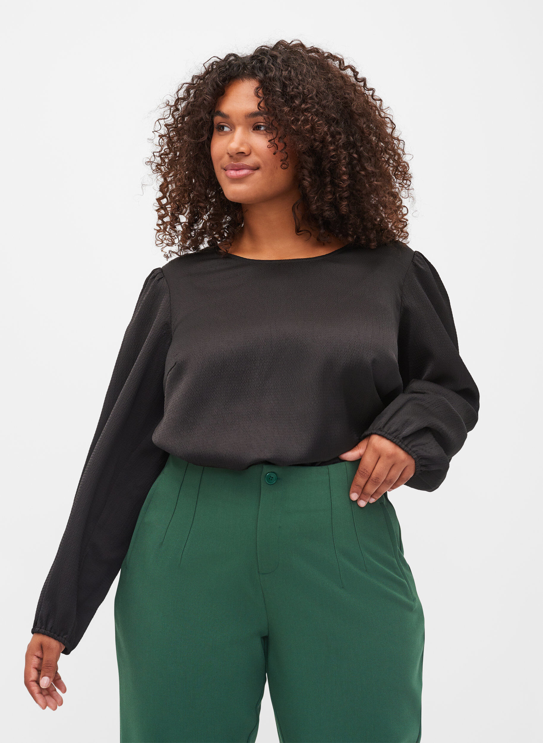 Zizzi Langermet bluse med rund hals, Black, Model image number 0