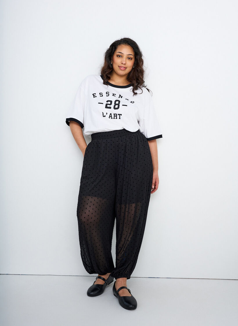 Bomulls T-skjorte med teksttrykk og boxy fit, Hvit, Image image number 0