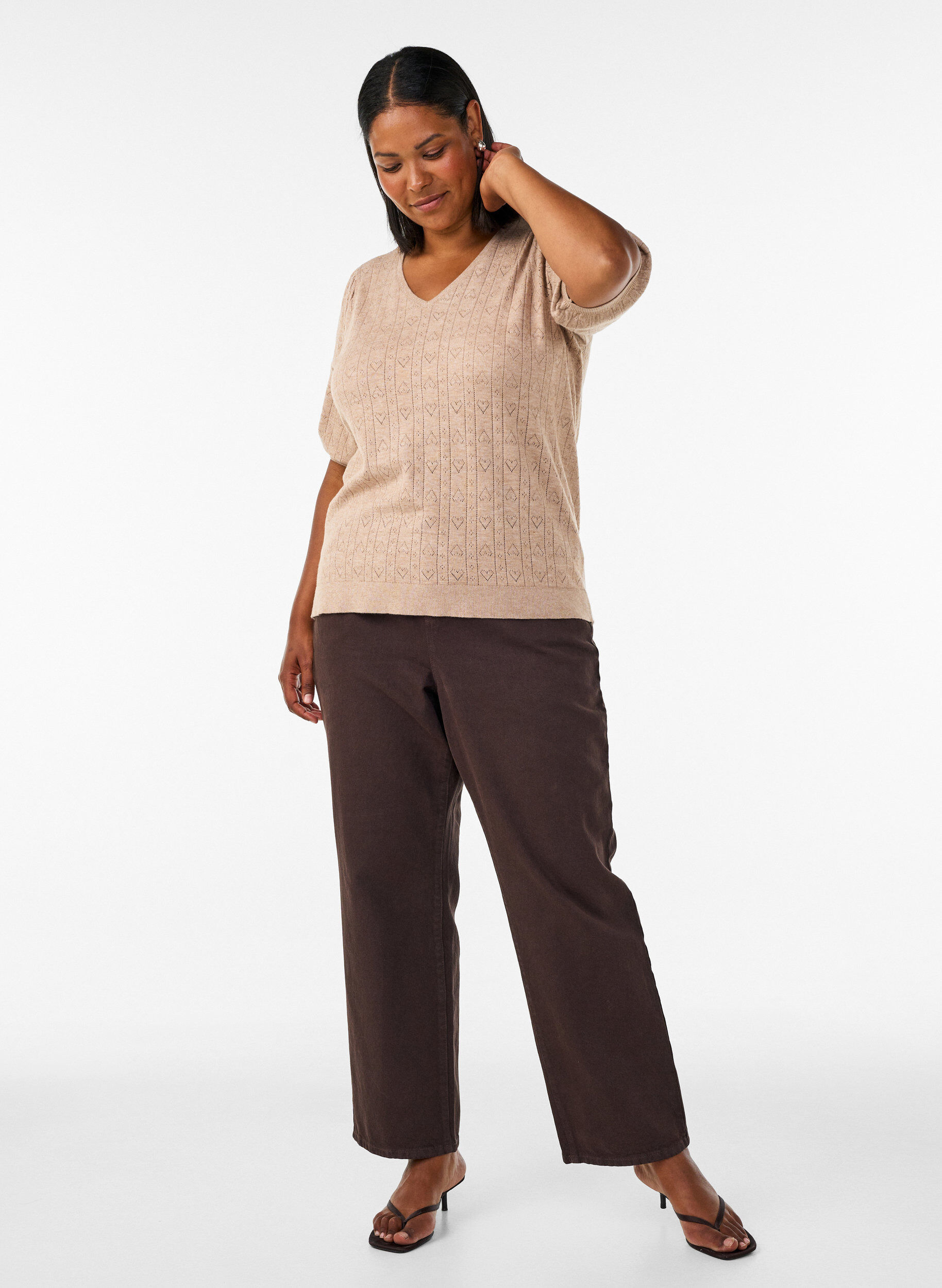 ZizziKortermet strikkebluse med pointellem&oslash;nster, Beige, Model image number 1
