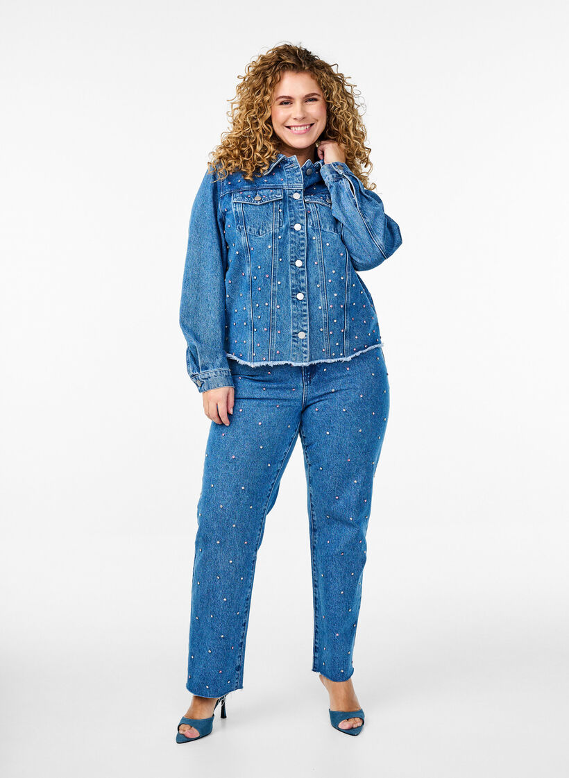 Høy midje Gemma jeans med rhinesteiner, Blue Denim, Model