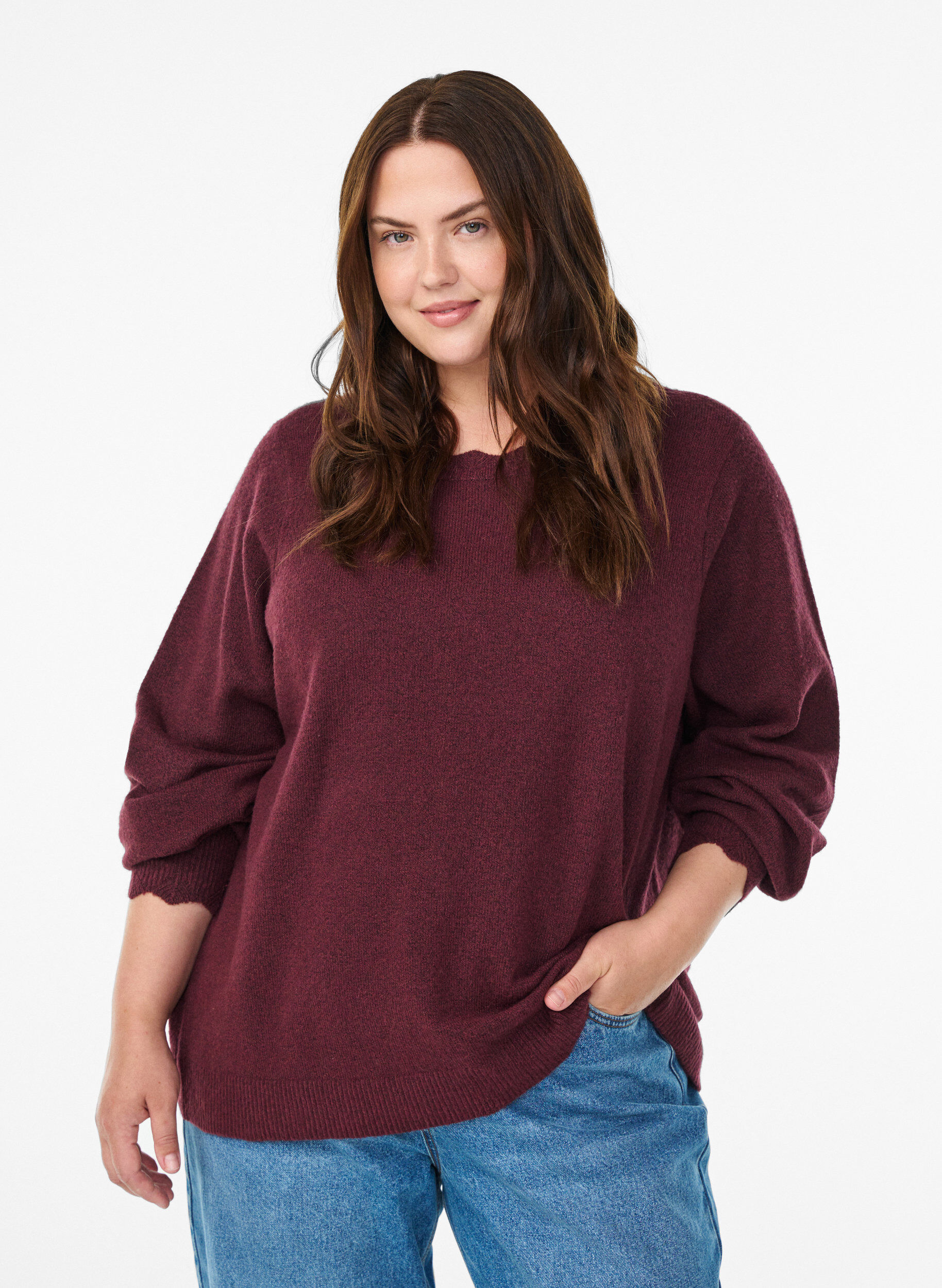 ZizziStrikkebluse med b&oslash;lgete kanter, M&oslash;rk Bordeaux, Model image number 0