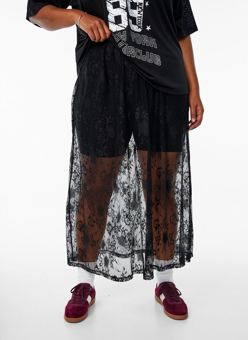 Langt skjørt i gjennomsiktige blonder, Black, Model image number 2