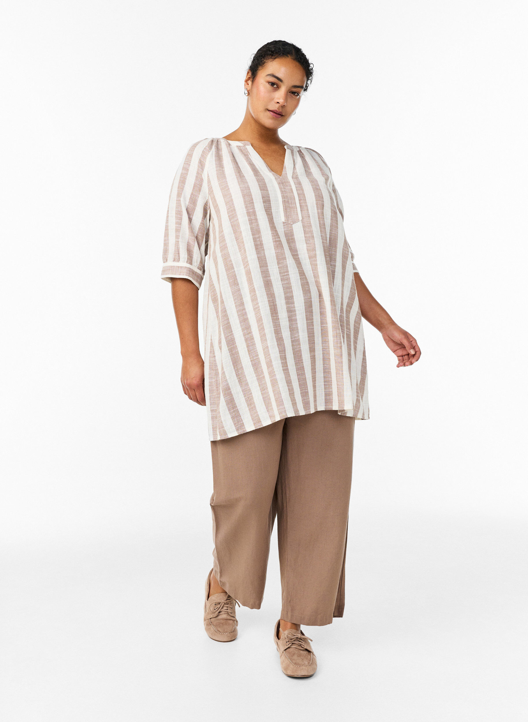 ZizziBomullstunika med V-hals, Beige, Model image number 1